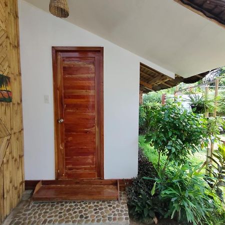 Lunazul Guesthouse San Vicente  Exterior photo